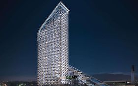 فندق ومركز مؤتمرات سوفيتيل الرياض